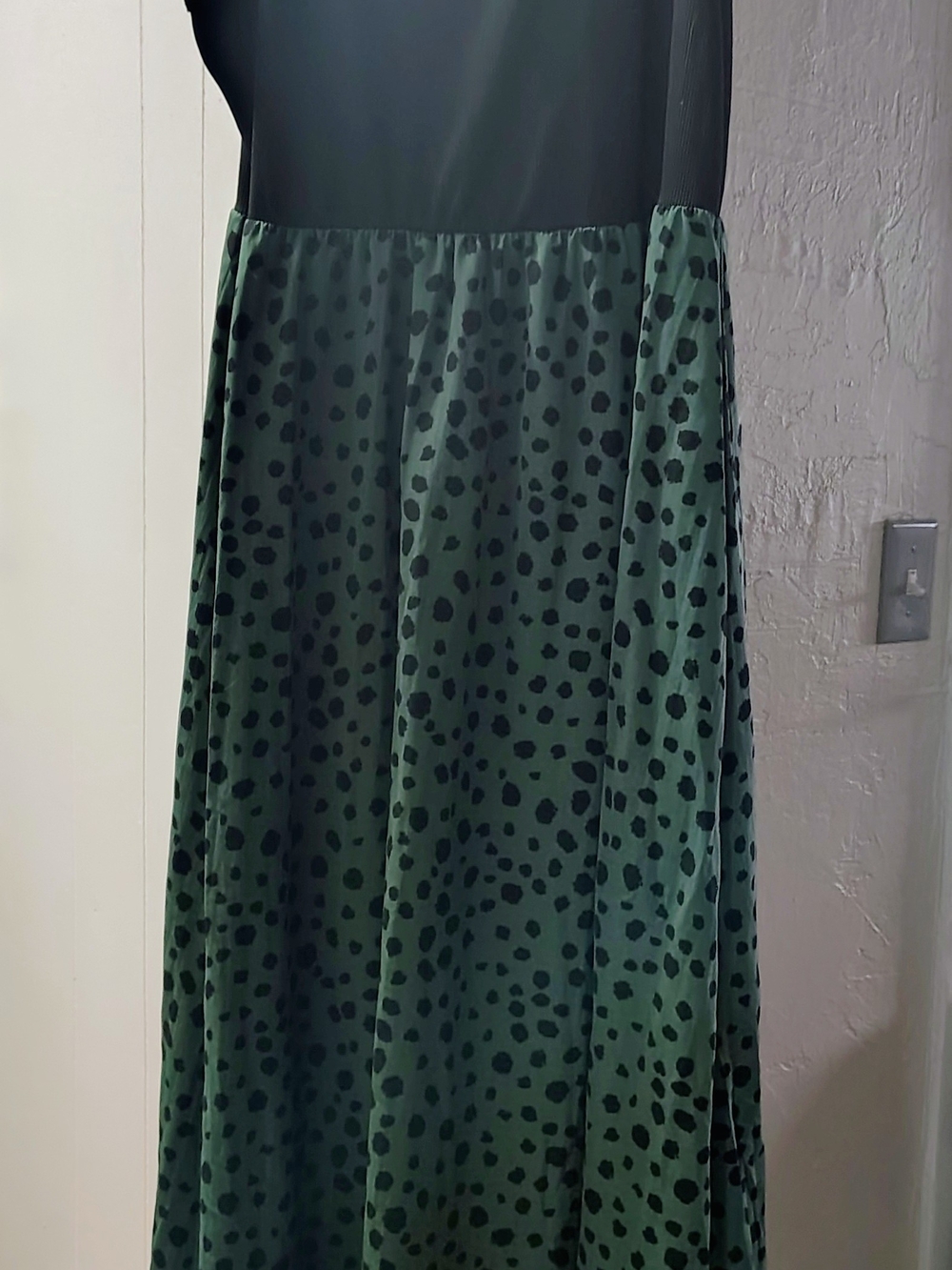 SHEIN Dark Green Maxi Skirt with Black Spot Print